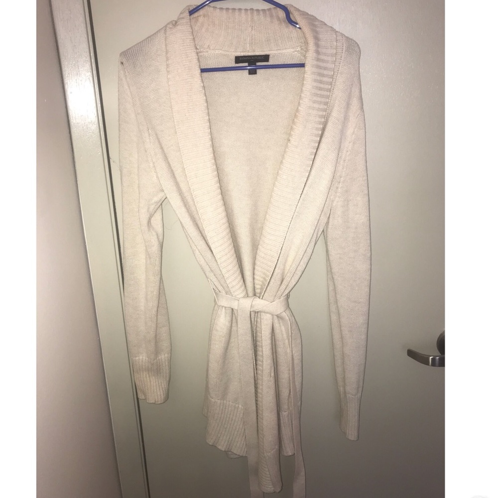 Banana Republic long sweater with tie belt